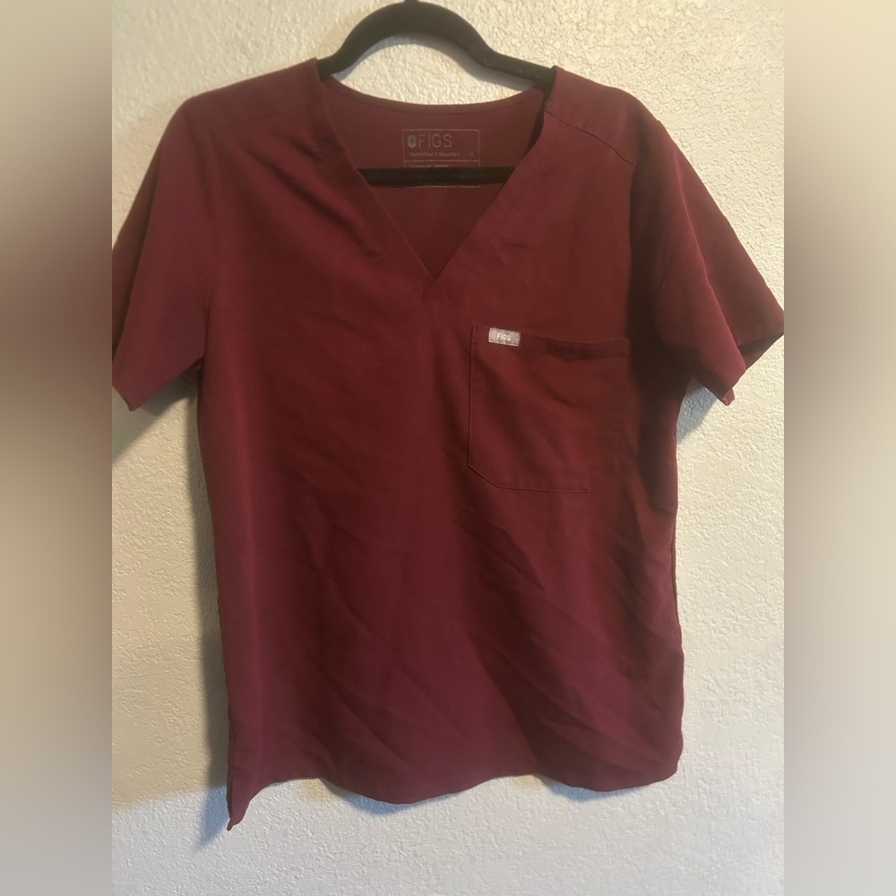 Figs maroon scrub top